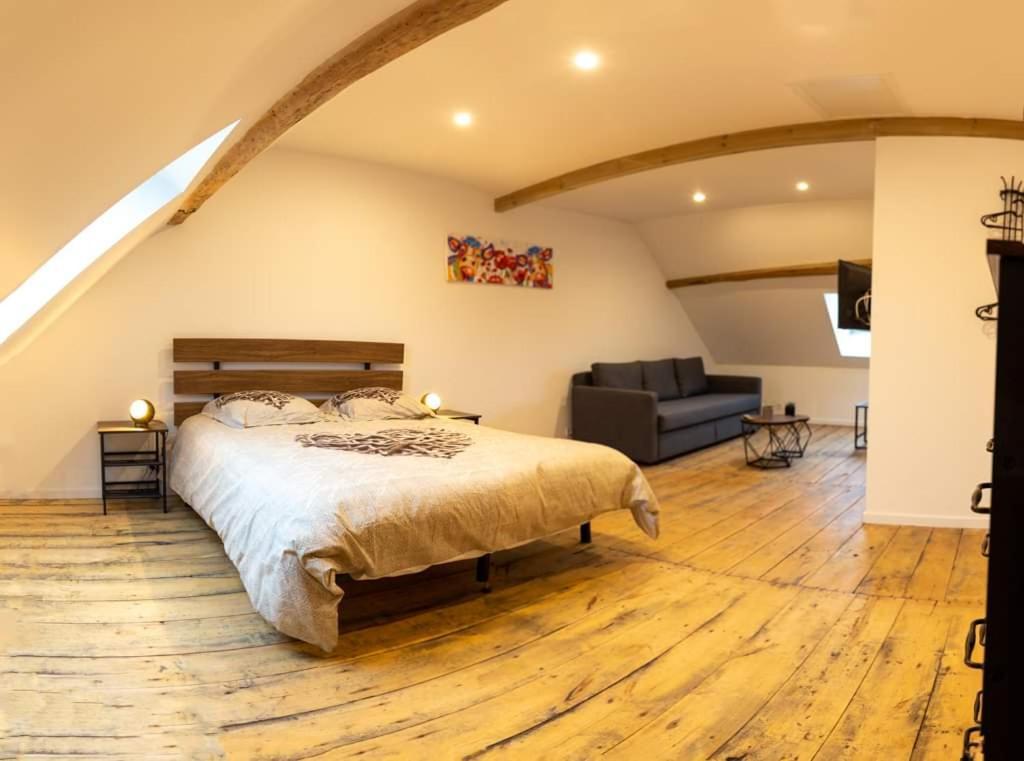 Cyris - Chambres Duplex Climatisees - Spa & Piscine Centre Ville Saint-Germain-des-Fosses Ngoại thất bức ảnh